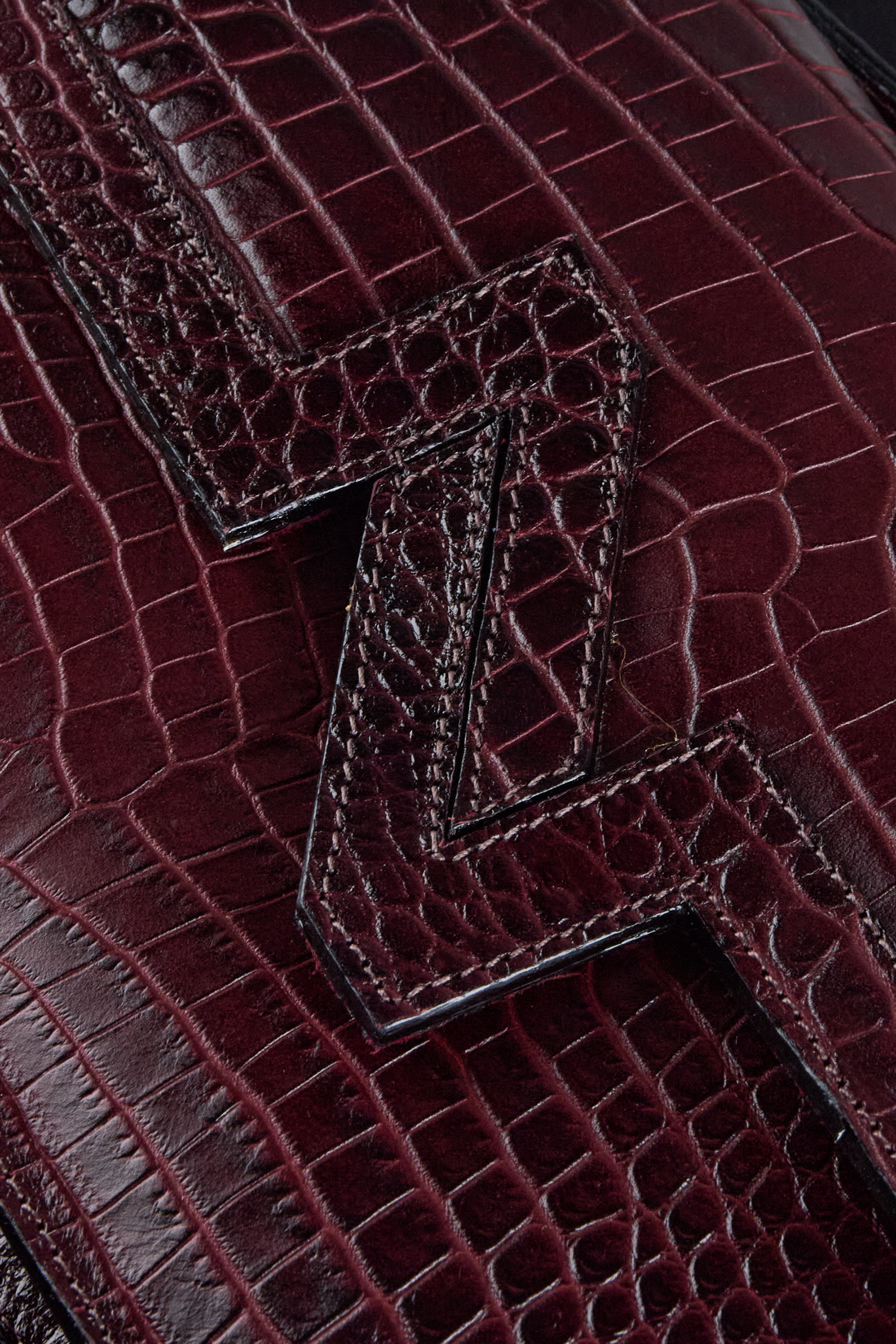 Cartera NV cuero burdeo "S"