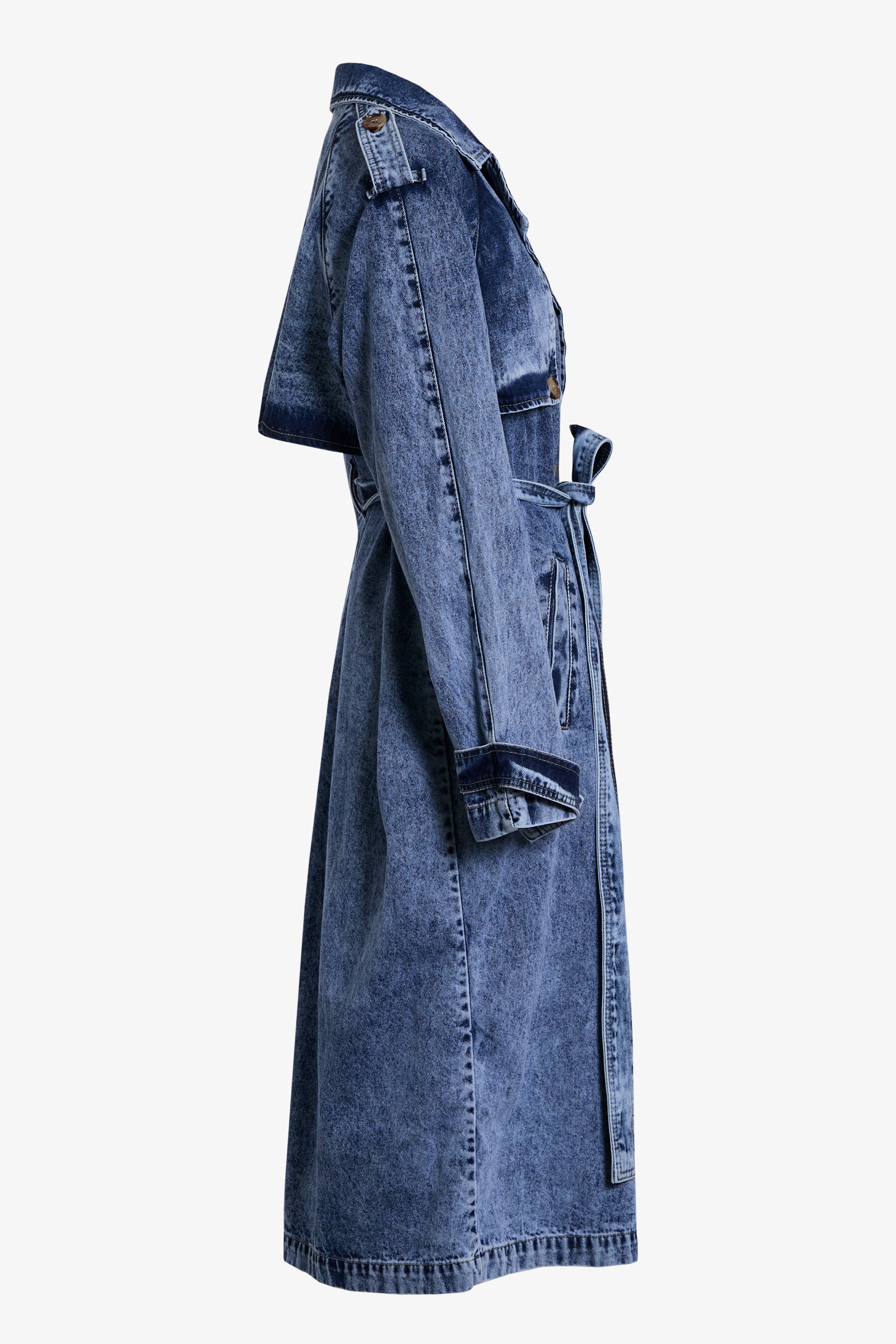 Trench Lummy light