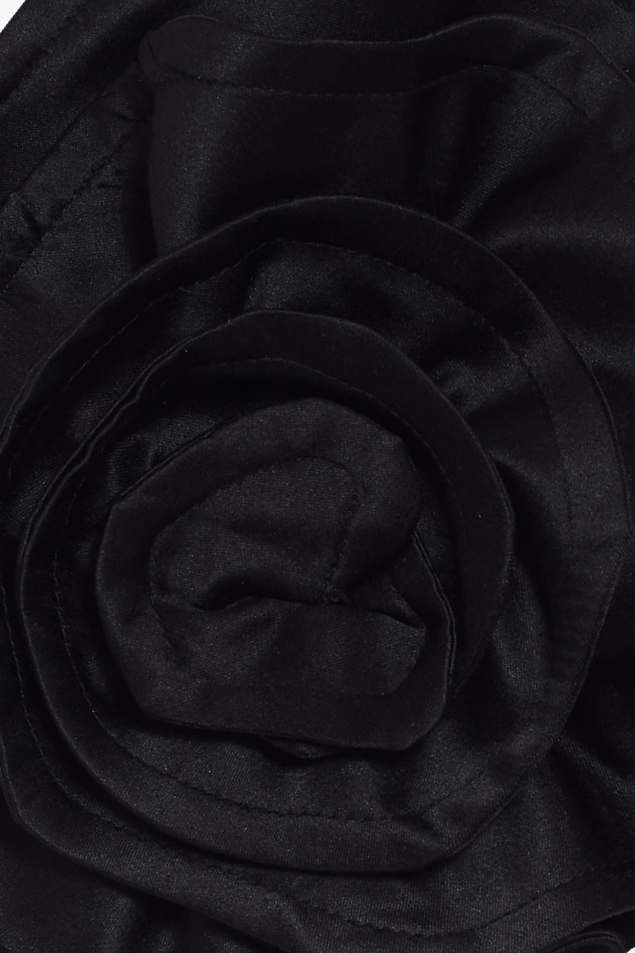 Flor Satin Negra