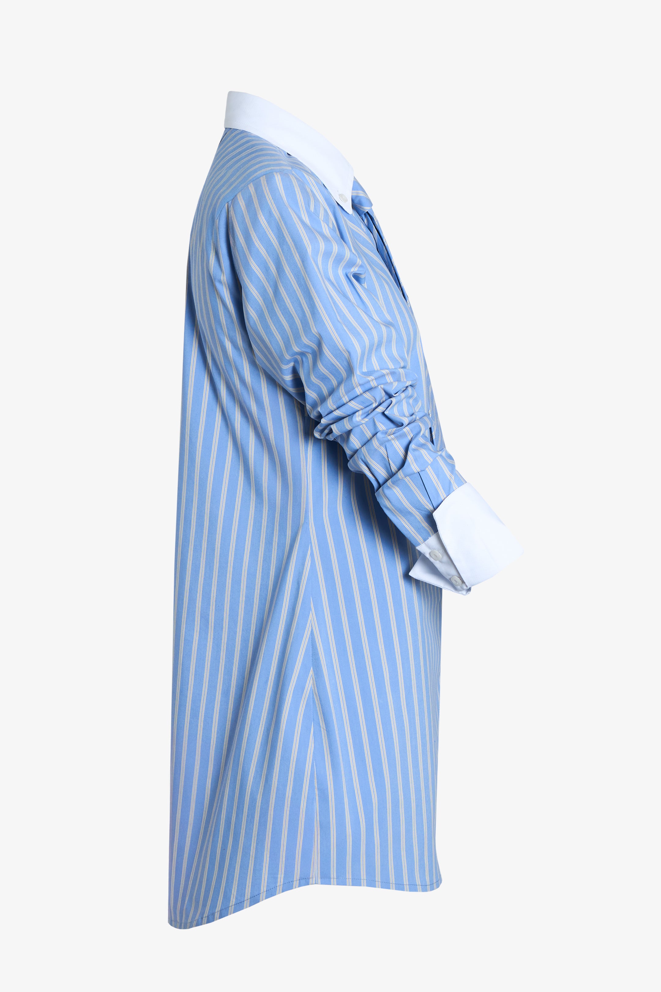 Blusa Born celeste + corbata